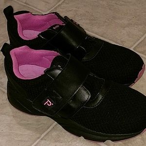 Propet, Womens 9WW, Lightweight sneaker NWB